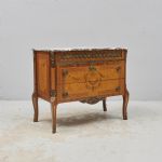 1427 8273 CHEST OF DRAWERS